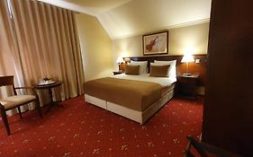 Garden Club - Hotel - Free Parking